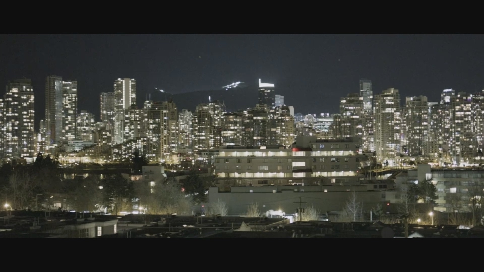 城市夜景.mov_20231109_174131.565.jpg