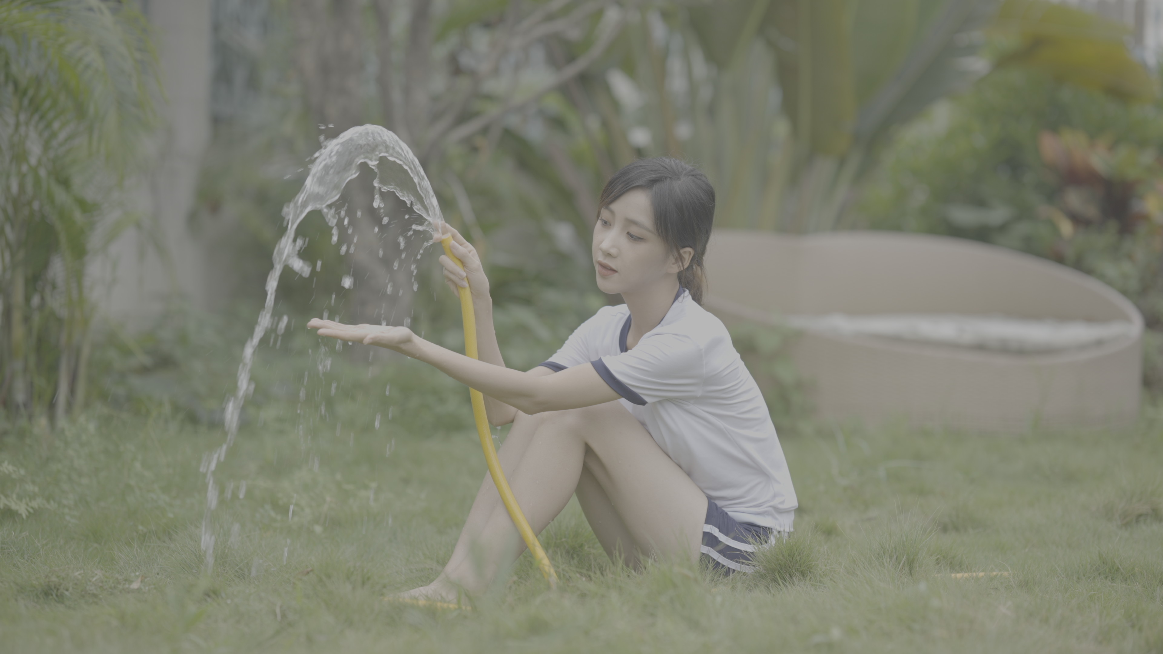 泳池小姐姐40-0006.jpg